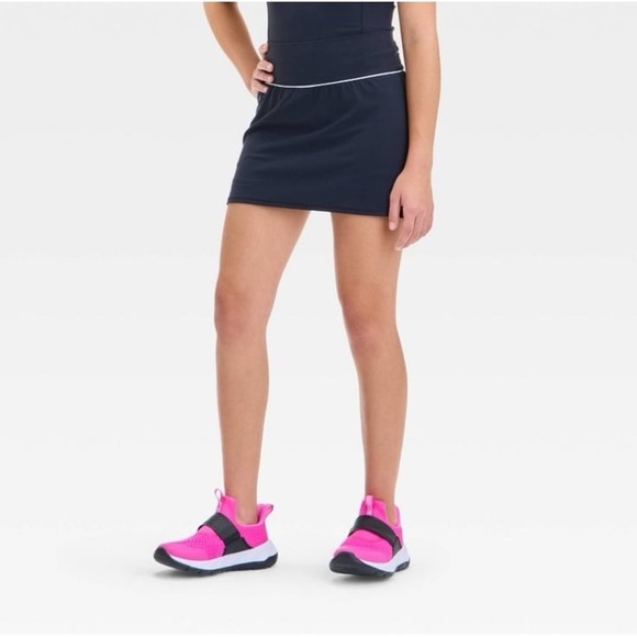 Girls' Everyday Soft‎ Piped Skort - All In Motion Mid Rise Black NWT - Picture 1 of 3